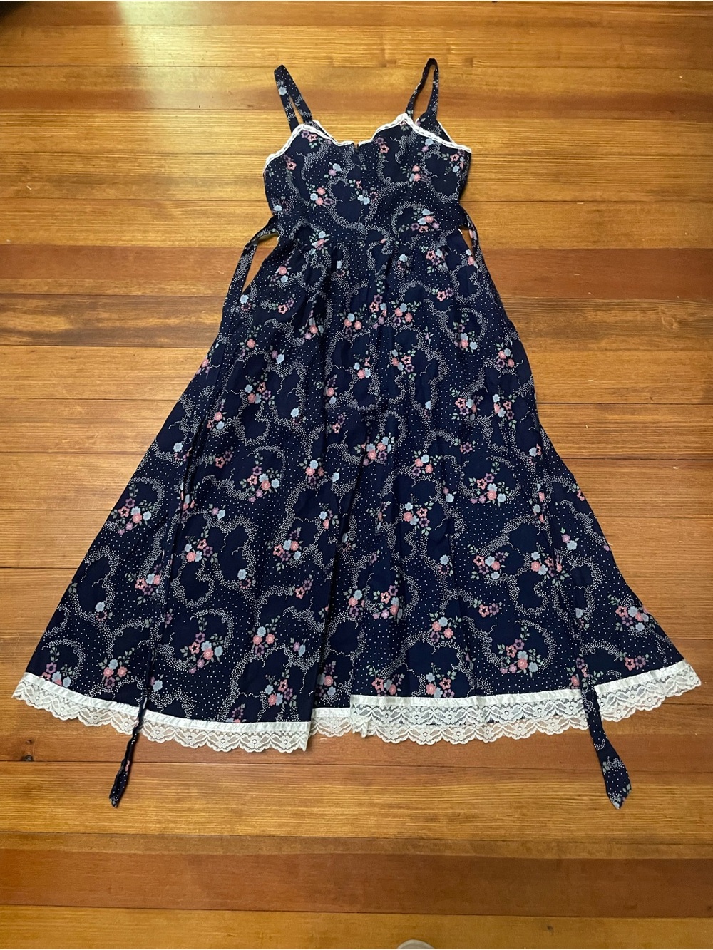 Vintage Gunne Sax Navy & Pink Calico Floral Dress w Lace Trim Size 7 - Picture 15 of 16